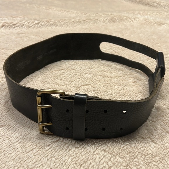 BCBG MAX AXRIA Pebble Grain Leather Belt - Picture 7 of 17